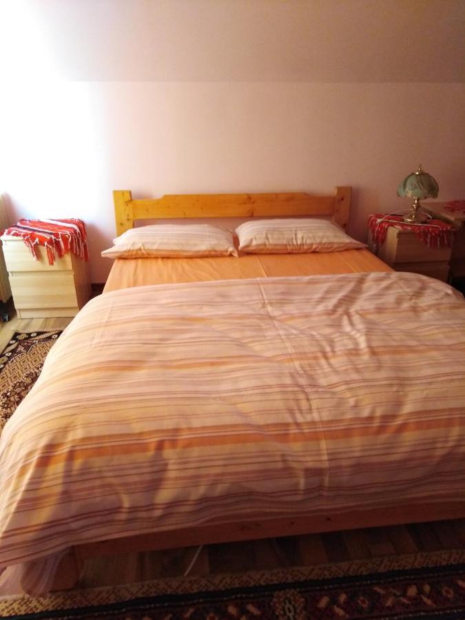Casa traditionala Subcetate Subcetate  Luaran gambar