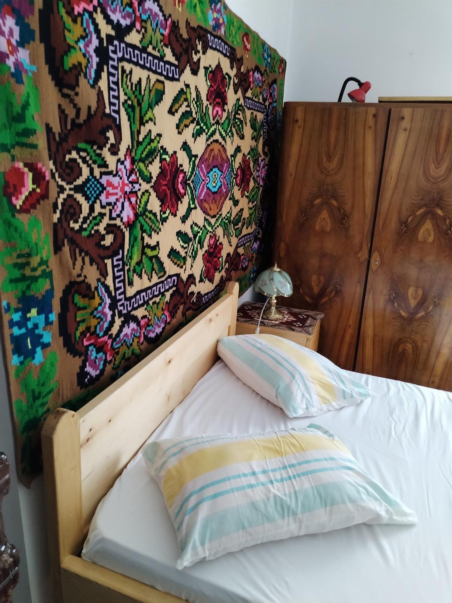 Casa traditionala Subcetate Subcetate  Bilik gambar